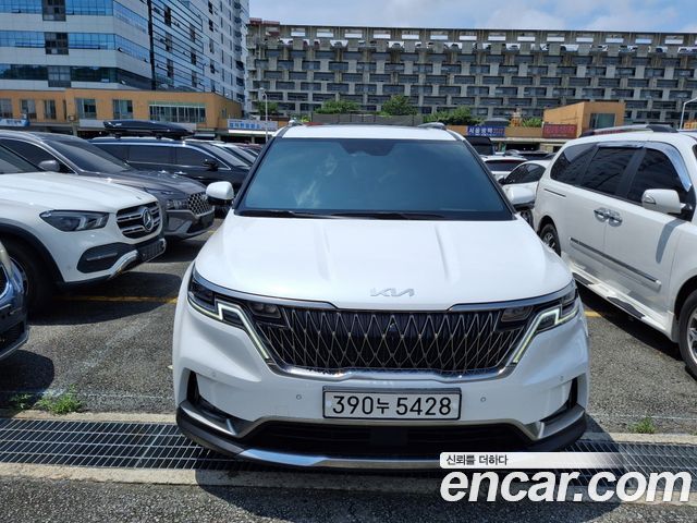Kia Carnival 4-го поколения 9-Seater Signature - фото 0