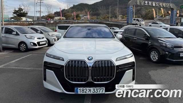 BMW 7-Series G70 740d xDrive M Sport - фото 3