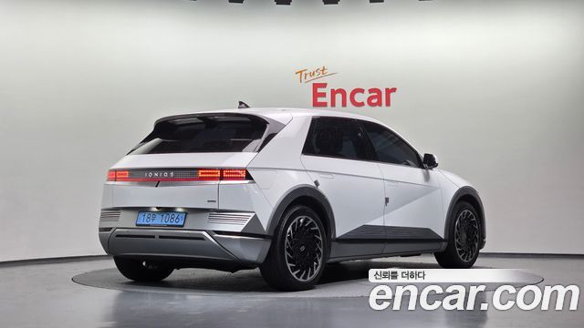 Hyundai Ioniq5 Long Range AWD Prestige - фото 1