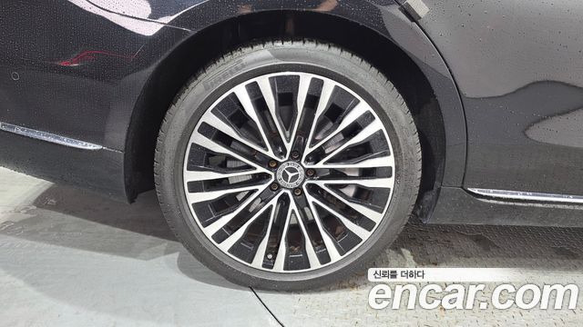 Mercedes-Benz S-Class W223 S580L 4MATIC - фото 4