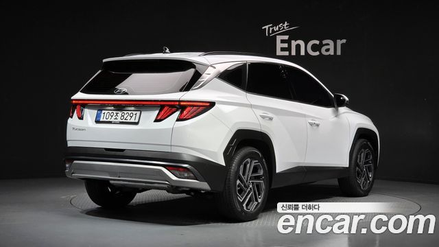 Hyundai Tucson Новый NX4, гибрид HEV 1.6 2WD Premium - фото 1