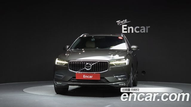 Volvo XC60 2-го поколения D5 Inscription - фото 2