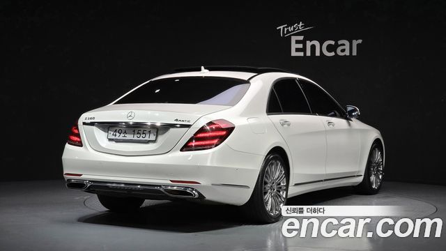 Mercedes-Benz S-Class W222 S560L 4MATIC - фото 1