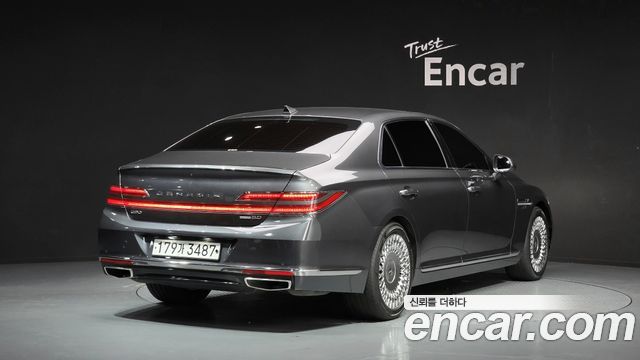 Genesis G90 5.0 AWD Prestige - фото 1
