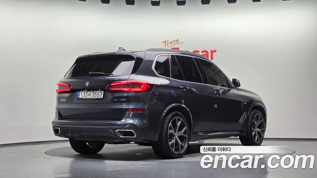 BMW X5 G05 xDrive 40i M Sport - фото 1
