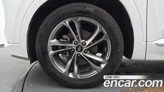 Hyundai Santafe TM Gasoline 2.0T 2WD Inspiration - фото 3