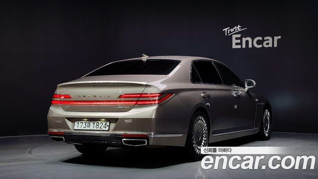 Genesis G90 5.0 AWD Prestige - фото 1