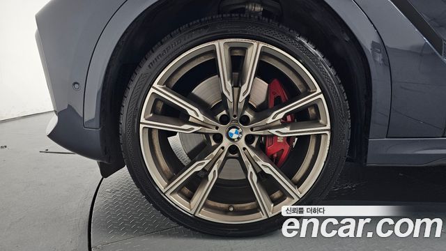 BMW X6 G06 M50i - фото 4