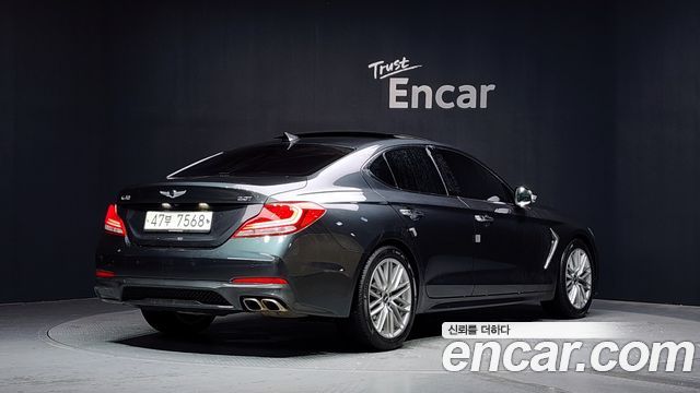 Genesis G70 2.0T Elite - фото 1
