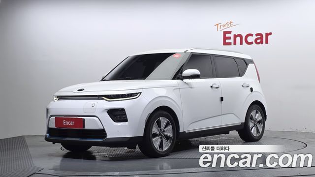 Kia Soul EV Noblesse - фото 0