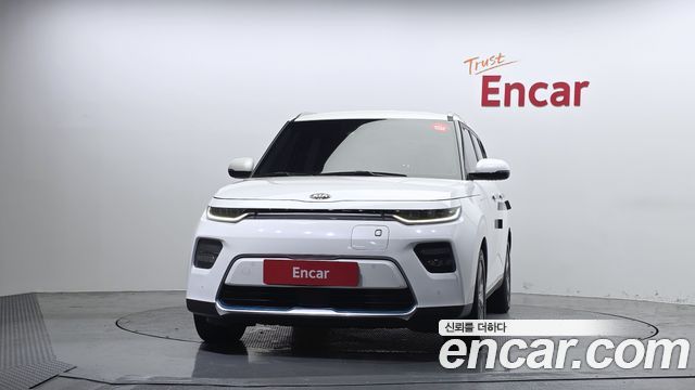 Kia Soul EV Noblesse - фото 2