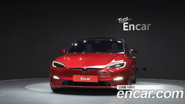 Tesla Model S AWD - фото 2