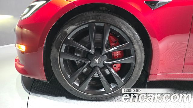 Tesla Model S AWD - фото 4