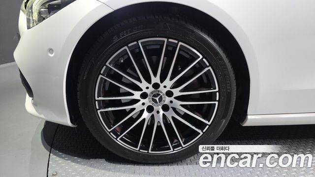 Mercedes-Benz C-Class W206 C300 4MATIC Avantgarde - фото 4
