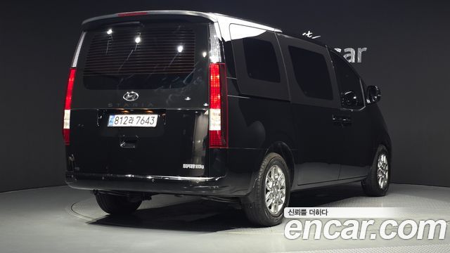 Hyundai Staria Cargo 3-Seater Modern - фото 1