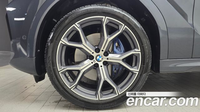 BMW X6 G06 xDrive40i M Sport - фото 3
