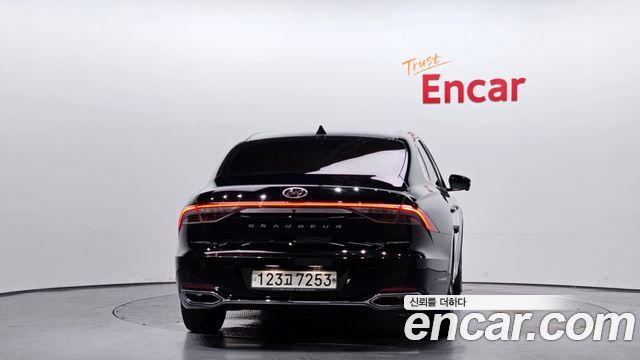 Hyundai Grandeur Новый IG, гибрид Exclusive - фото 3