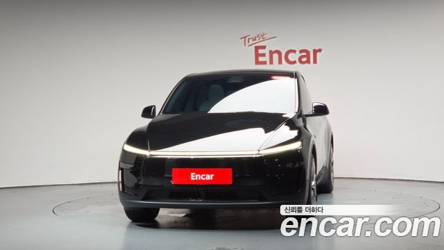Tesla Model Y Long Range AWD - фото 1