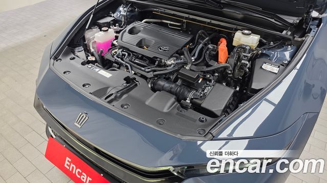 Toyota Crown 2.5 4WD Hybrid - фото 4