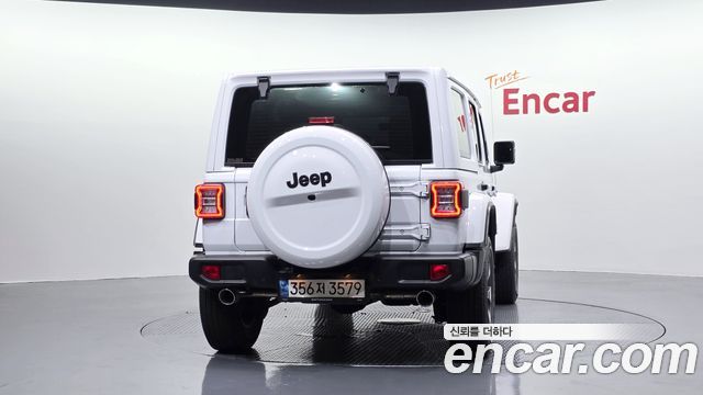 Jeep Wrangler JL 2.0 Overland 4Door - фото 3