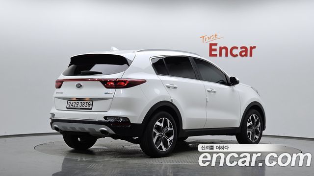 Kia Sportage Diesel 2.0 2WD Prestige - фото 0
