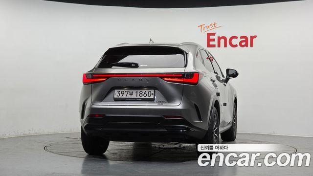 Lexus NX 2-го поколения Premium - фото 2