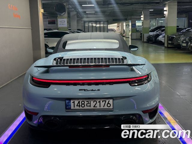 Porsche 911 Turbo S Cabriolet - фото 4