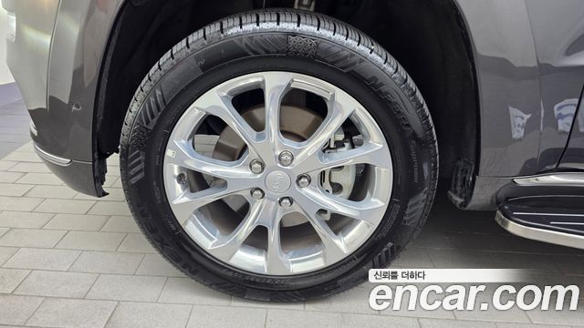 Jeep Cherokee 3.6 Summit WK2 - фото 4