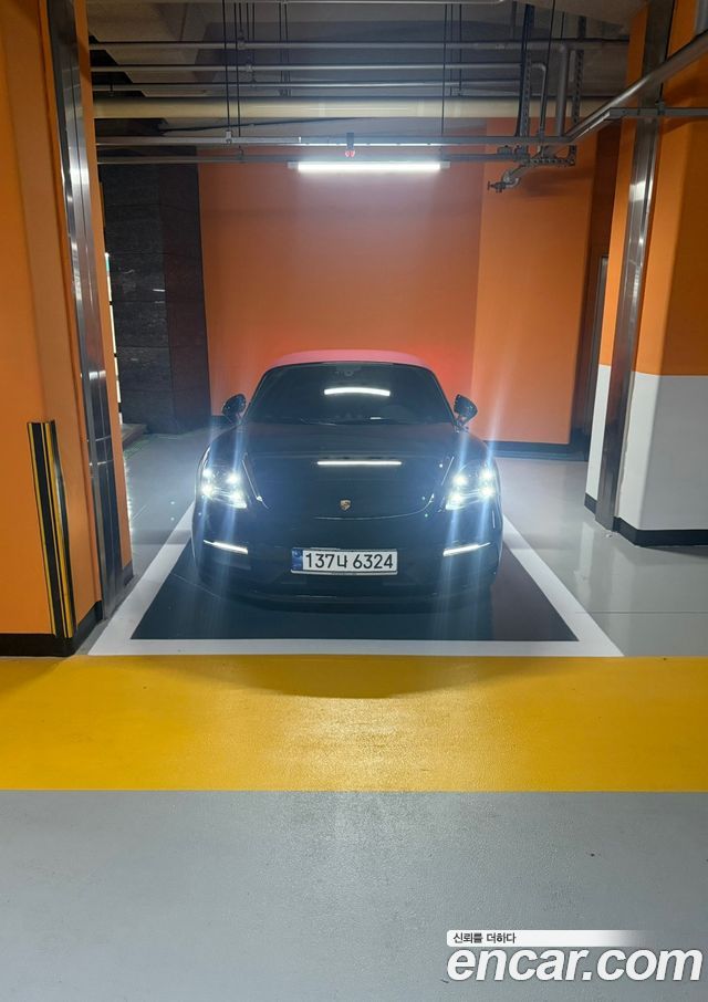 Porsche 718 Boxster 4.0 GTS - фото 1