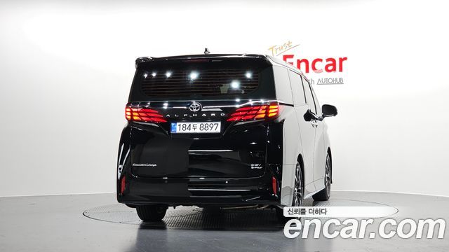 Toyota Alphard 4-го поколения 2.5 HEV Executive AWD - фото 2