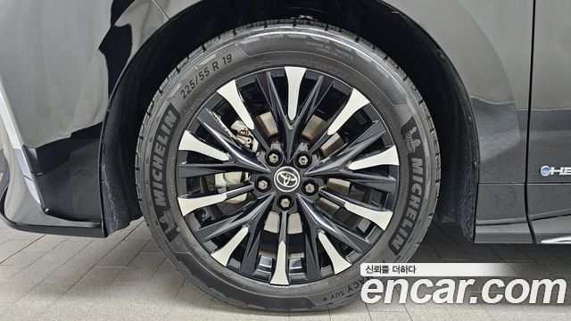 Toyota Alphard 4-го поколения 2.5 HEV Executive AWD - фото 3