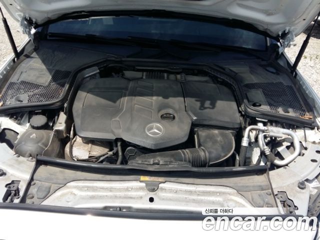 Mercedes-Benz C-Class W205 C220 d 4MATIC - фото 4