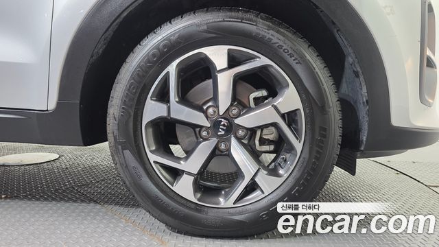 Kia Sportage The Bold Diesel 1.6 2WD Trendy - фото 4