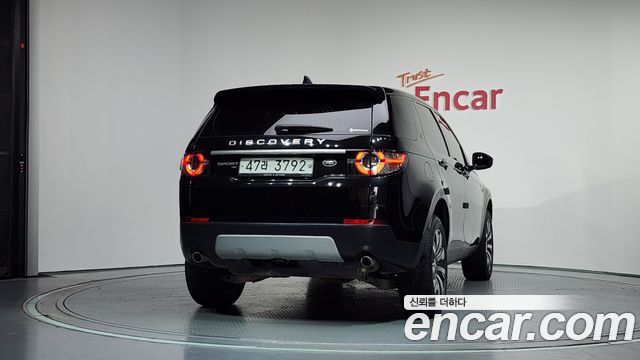Land Rover Discovery Sport 2.0 TD4 HSE Luxury - фото 3