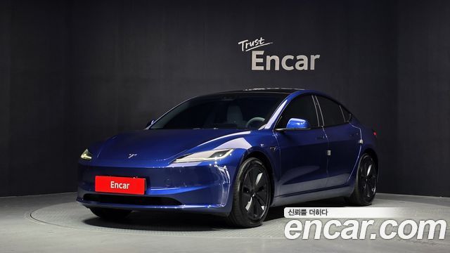 Tesla Model 3 Long Range AWD - фото 0