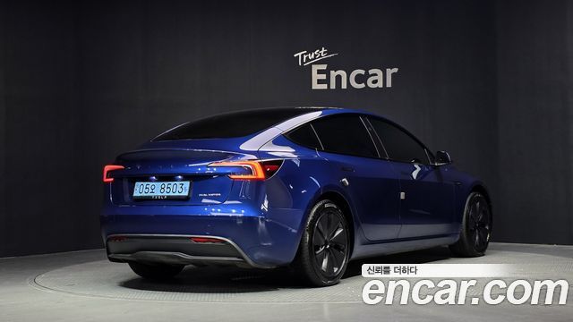 Tesla Model 3 Long Range AWD - фото 1