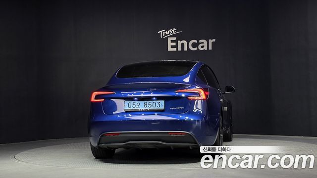Tesla Model 3 Long Range AWD - фото 3