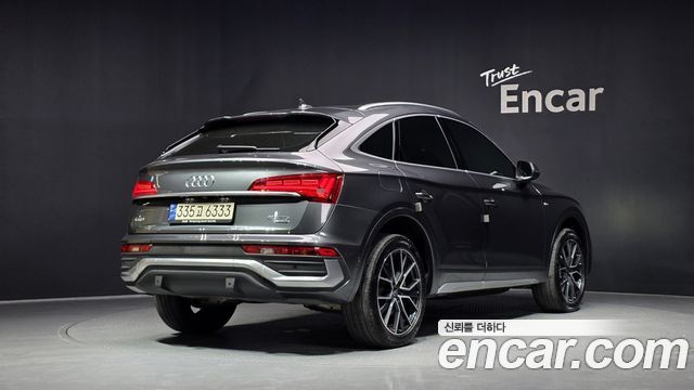 Audi Q5 FY 40 TDI Quattro Sportback Premium - фото 1