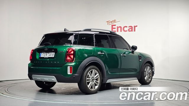 Mini Countryman Classic Plus Launch Pack 2nd Gen - фото 1