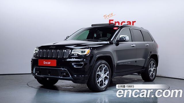 Jeep Cherokee 3.6 Overland WK2 - фото 0