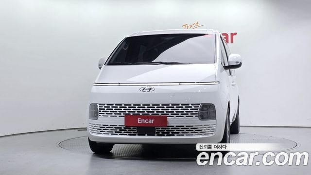 Hyundai Staria 4WD Tourer 9-Seater Modern - фото 2