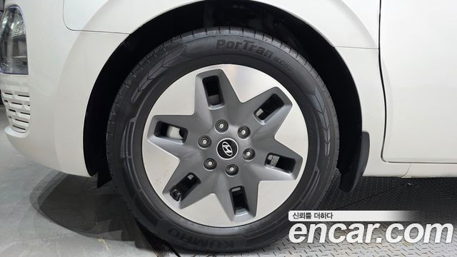 Hyundai Staria 4WD Tourer 9-Seater Modern - фото 4