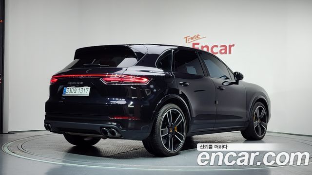 Porsche Cayenne PO536 4.0 Turbo - фото 1