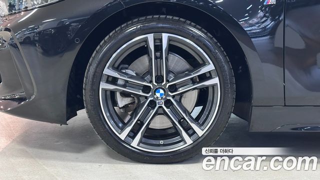 BMW 1 Series F40 120i M Sports - фото 4