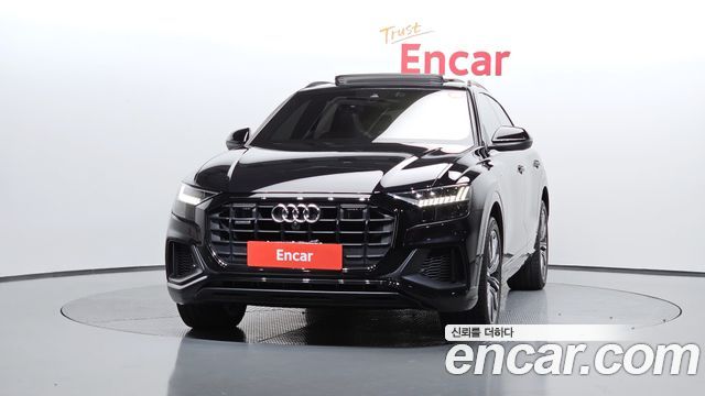 Audi Q8 55 TFSI Quattro Premium - фото 2