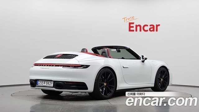 Porsche 911 Carrera 4 Cabriolet - фото 1