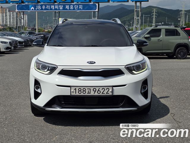 Kia Stonic 1.4 Prestige - фото 2