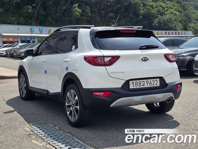 Kia Stonic 1.4 Prestige - фото 3