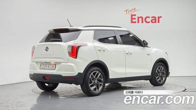 SsangYong Tivoli Gasoline 1.5 2WD V3 - фото 1