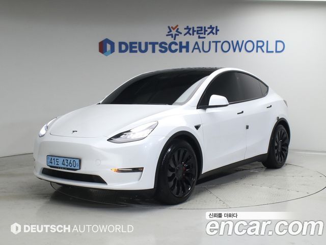 Tesla Model Y Long Range AWD - фото 1